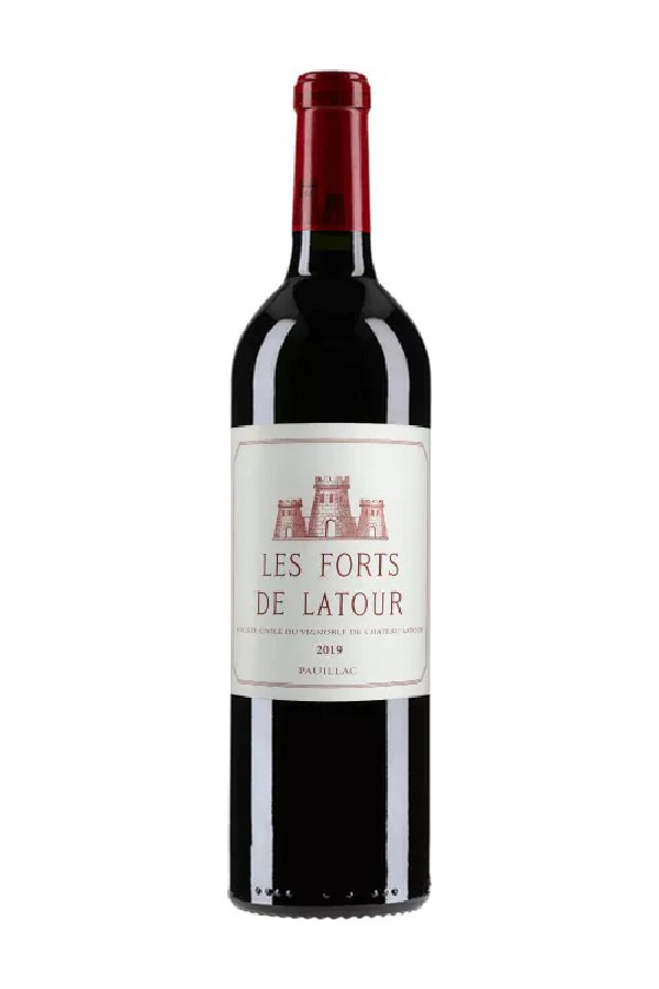 Bottle of  Les Forts de Latour Pauillac 2019